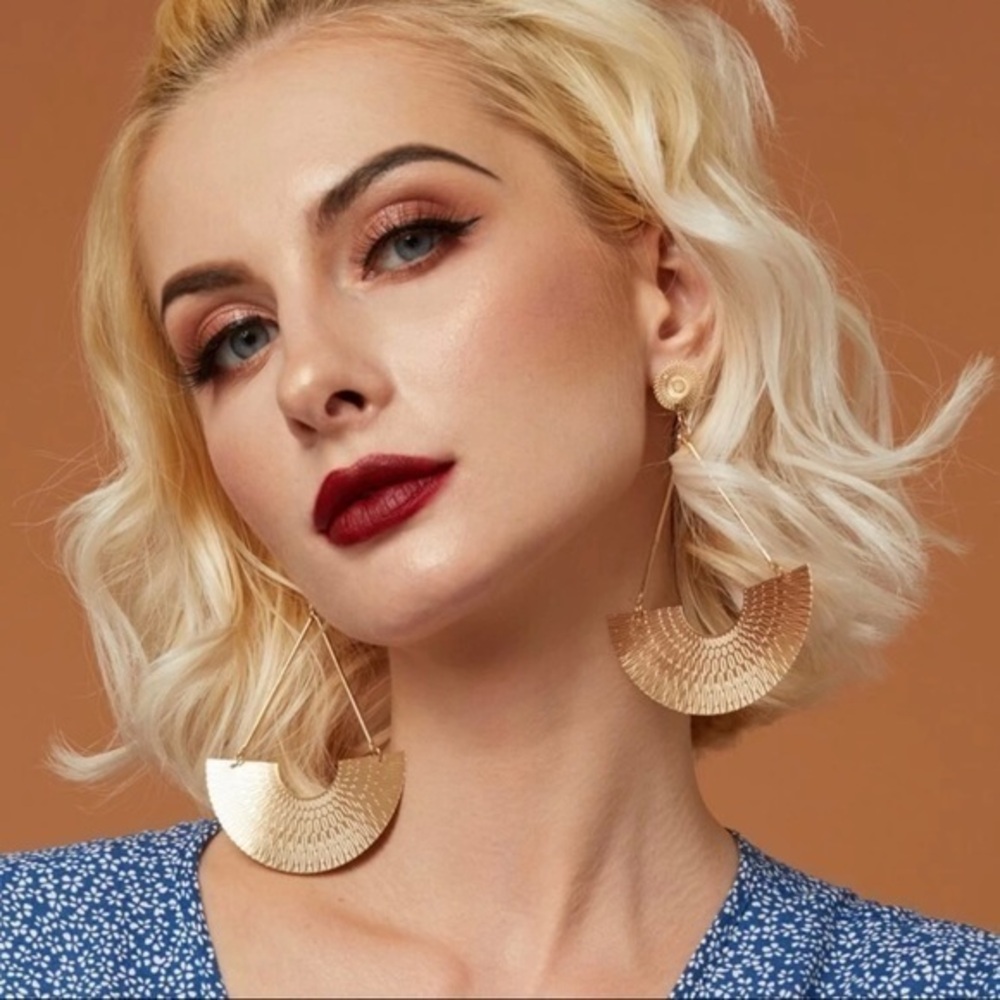 3/$30 💛 Boho Disc Earrings